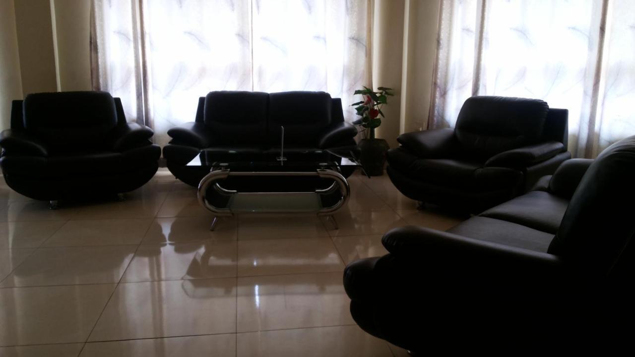 Lira Hotel Good News מראה חיצוני תמונה